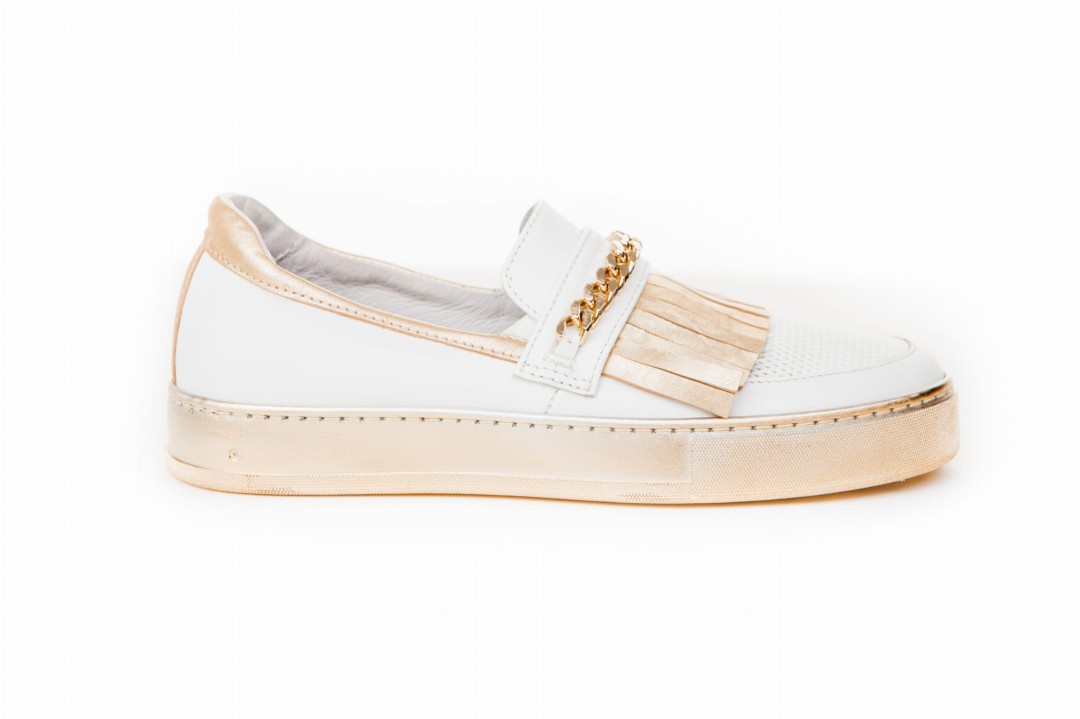 8f5dcdfa55074b6826ff9006d46fcd4f