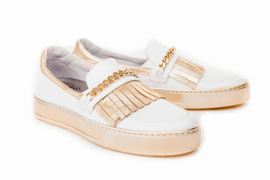 1c6e93437f4342156214e02c3433598d