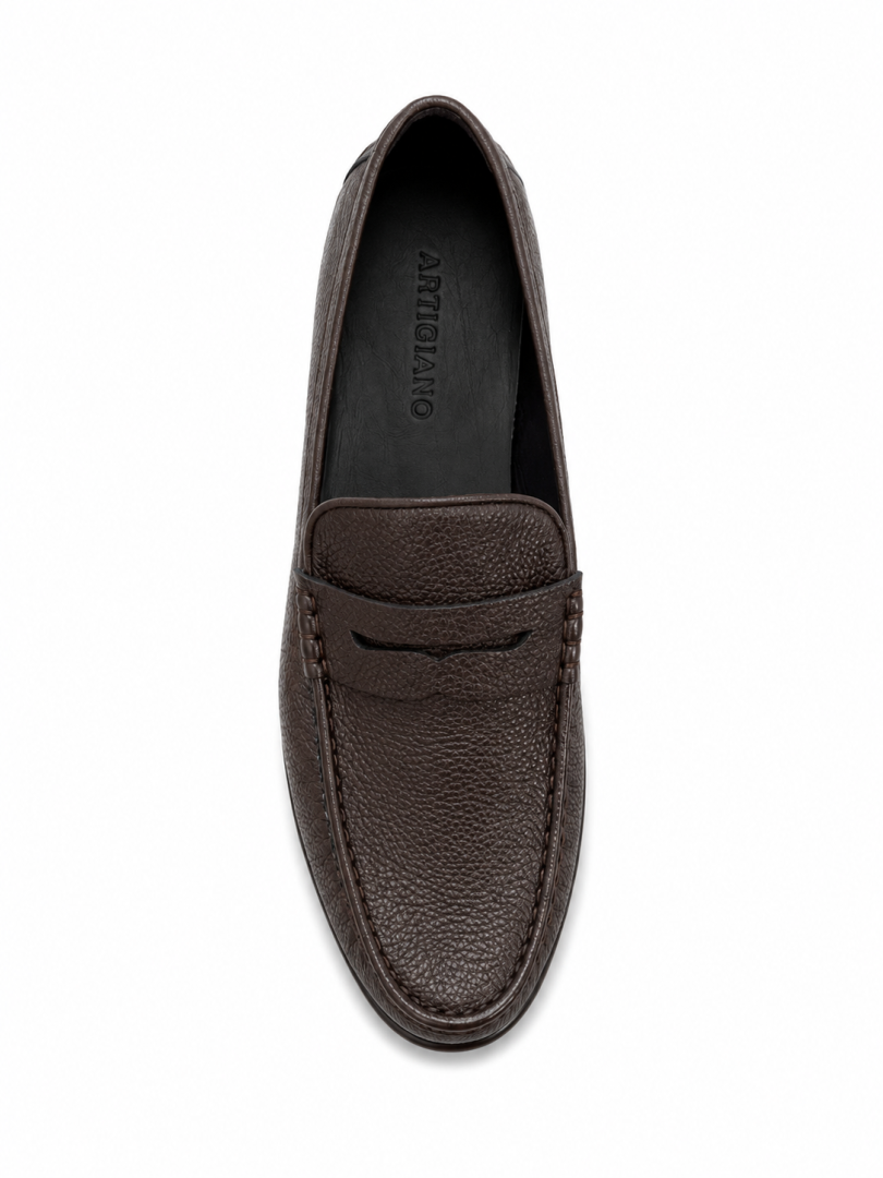 Skórzany loafers w minimalistycznym stylu 1.png